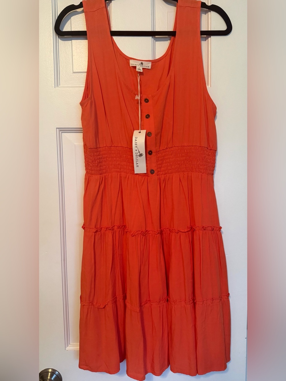 Daisy & Delilah Coral Orange Smocked Tiered Dress NWT Women’s Size Large